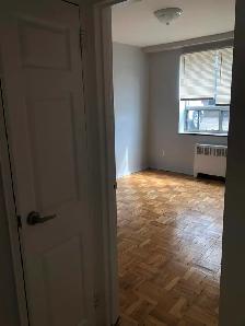 Large Two Bedroom Unit Steps from Upper James - Photo 4