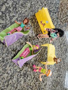 4POUPÉES POLY POCKET 5'HAUT, 2 LITS CAMPING 4ACCESSOIRES: $15.00 - Photo 3