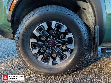 2024 Nissan Frontier PRO-4X C/W NEAR NEW STUDDED WINTERS NO A... - Photo 8
