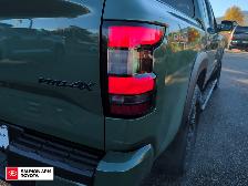 2024 Nissan Frontier PRO-4X C/W NEAR NEW STUDDED WINTERS NO A... - Photo 12
