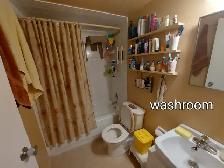 Bedroom for rent - Photo 3