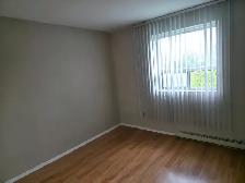 Bedroom for rent - Photo 5