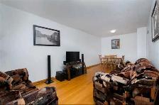 3 Bdrm Top Floor for Rent – Brampton (Kennedy & Steeles), Priv - Photo 2