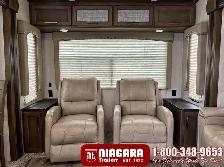 2018 KEYSTONE COUGAR HT 28SGS Fifth Wheel - Photo 3