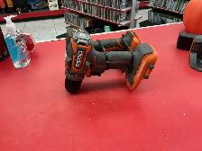 ensemble de perceuse Ridgid