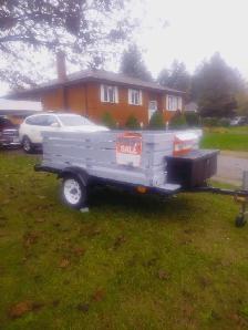 trailer 4x8 very light,can haul 1000 lb,behind lawntractor - Photo 2