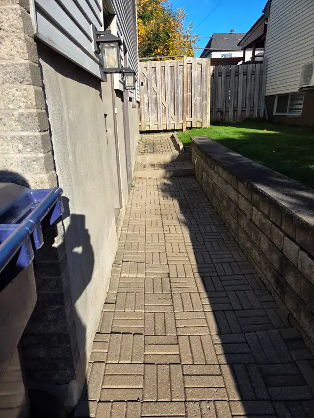 Cherche Pelleteur à Vimont, Laval
