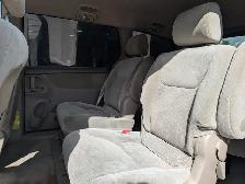 2007 Toyota Sienna CE • Cloth Interior 7 seats - Photo 10