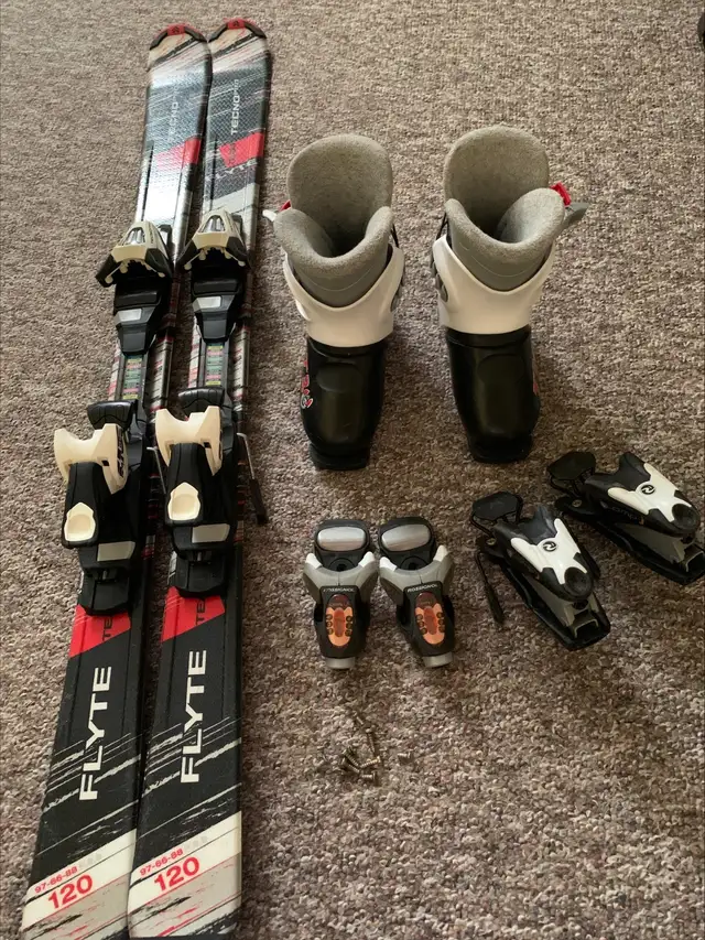 kids downhill ski set $90
