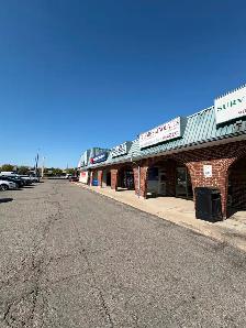 2,389 SF Storefront for Lease - 239 Queen St E, Brampton - Photo 5