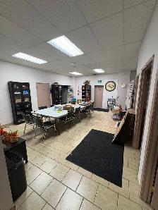 2,389 SF Storefront for Lease - 239 Queen St E, Brampton - Photo 7