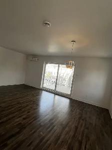 LOGEMENT 4 ½  GARAGE, GRAND BALCON, STATIONNEMENT, CABANON! - Photo 5