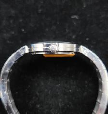 Bulova Women's Watch 96p215 with Extra Links - Photo 4
