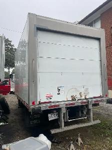 Hino 195 reefer truck 16’ box - Photo 2