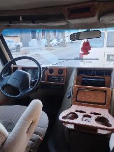 Mechanically Mint Chevy G20 - Photo 8