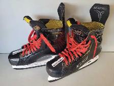 SZ 9 Bauer Supreme Matrix Ice Skates (32396104) - Photo 2