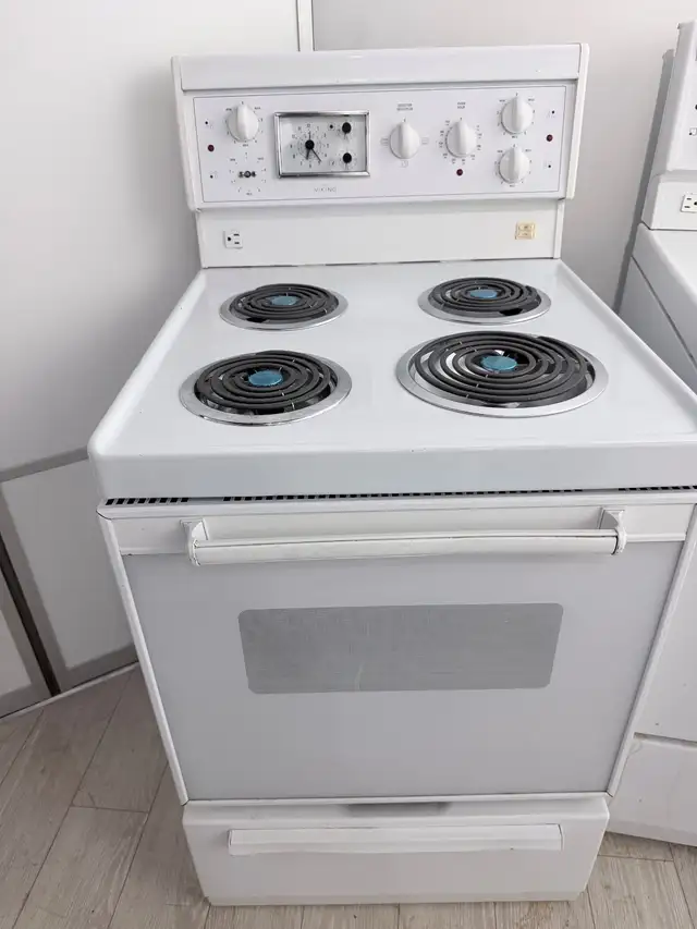 Cuisinière 24po Blanche | Viking