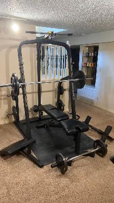 Nautilus Power Rack, Lat Pulldown, Bench, Olympic Bar and 350lbs - Photo 2
