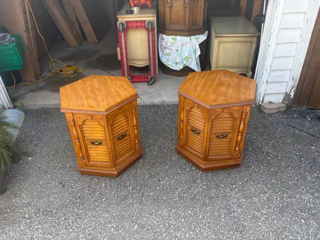 Free delivery used Set of Two Hexagonal Oak End Tables