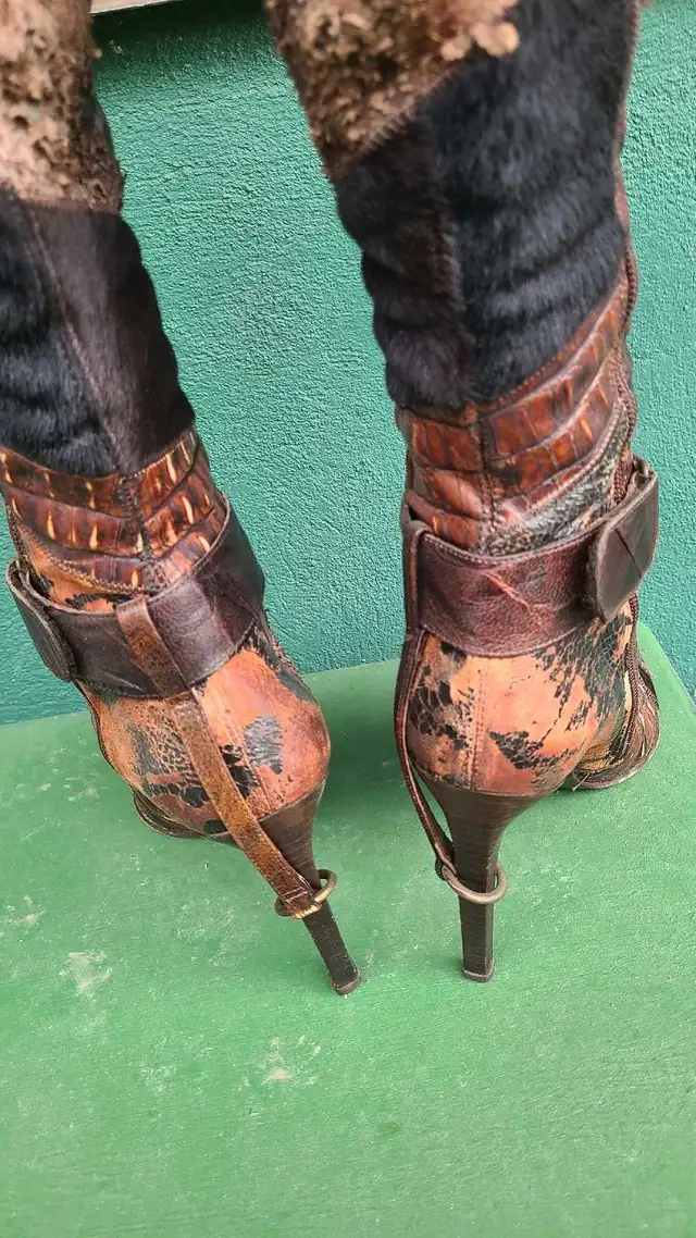 Womens Leather and Horeshair Aldo Boots