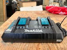 double Makita charger - Photo 2