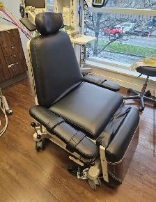Boyd Surgical Chair Model  S2601 Pristine