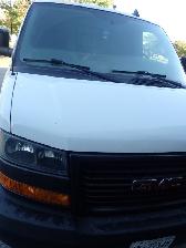 2018 GMC Savana Cargo Van - Automatic - Photo 6