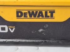 (N9750494) DeWalt DCB205 Battery - 5.0Ah - Photo 2