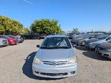 2003 Toyota Echo Sedan Low KM Fuel Efficient Vehicle Air Conditi - Photo 2