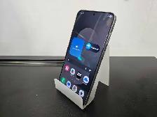 Samsung S25 FE 128GB With Box - Photo 2