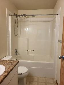 #8604 - 3 Bed/1.5 Bath Duplex Available Now! Rent $1600 - Photo 14