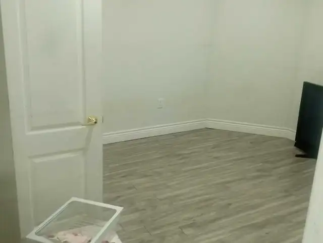 Rent reduced 2 bedroom basement 1600 1 car legal