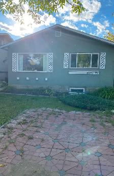 3 bedroom upper unit