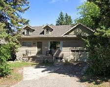 Furnished Short Term Rental Main Floor Suite!