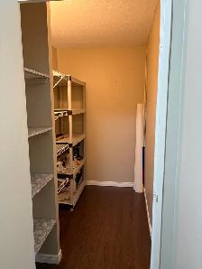 SPACIOUS ONE BEDROOM IN NORTH LONDON HIGHRISE - Photo 8
