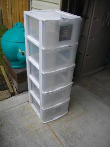 5 DROWER STORAGE UNIT