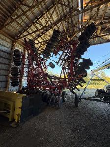 2005 Morris Maxim 55 foot air drill , retirement sale - Photo 2