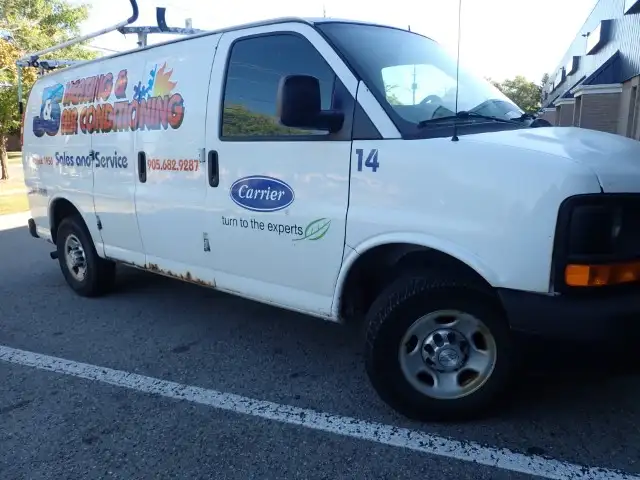 2015 Chevrolet Express Cargo Van - Automatic