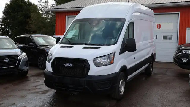 2023 Ford Transit 2500