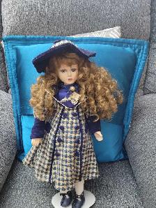 Porcelain Dolls - Photo 7