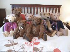 VINTAGE COATS/FABRIC to UPCYCLE to Teddy Bears etc. - Photo 3