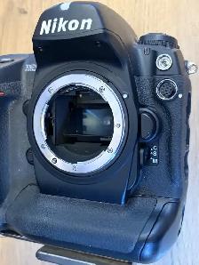 Nikon D2X DSLR Camera 12.4MP PARTS, REPAIR - Photo 2