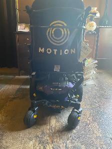 Quantum 6 Motion Power Mobility chair - Photo 2