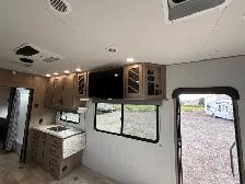 2023 Grand Design Momentum 32 G! SAVE THOUSANDS! $54995! - Photo 13