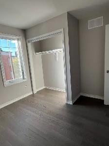 375 Cook Road — North York ON (4-Bedroom) - Photo 6