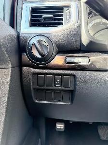 2016 Nissan Titan XD SV Crew Cab 4x4 – 5.0L Cummins Turbo - Photo 5