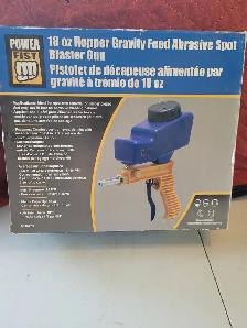 Power Fist 18 oz. Hopper Blaster Gun