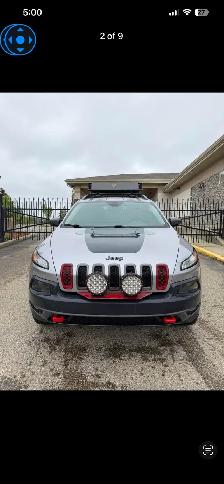 2018 Jeep Cherokee Trailhawk - Photo 2