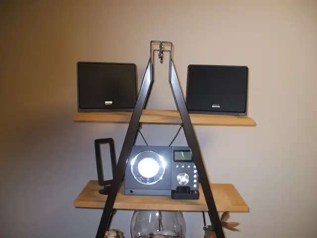TEAC MICRO HI FI SYSTEM