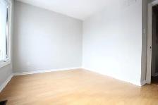Lovely 2 Bdm/1.5 Bth Upper Unit Terrace Home, Orleans, Jan 1 - Photo 12